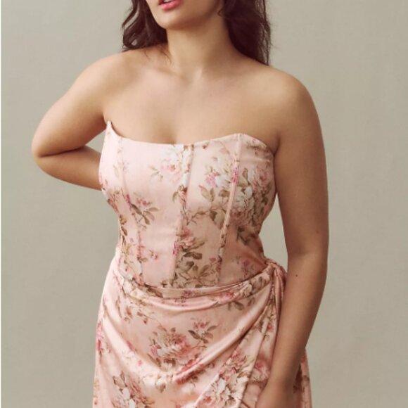 V. Chapman June Printed Corset Front-Slit Satin Gown - Peach Tapestry - Picture 5 of 5